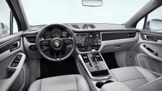 2026 Porsche Macan - Image 25 of 31