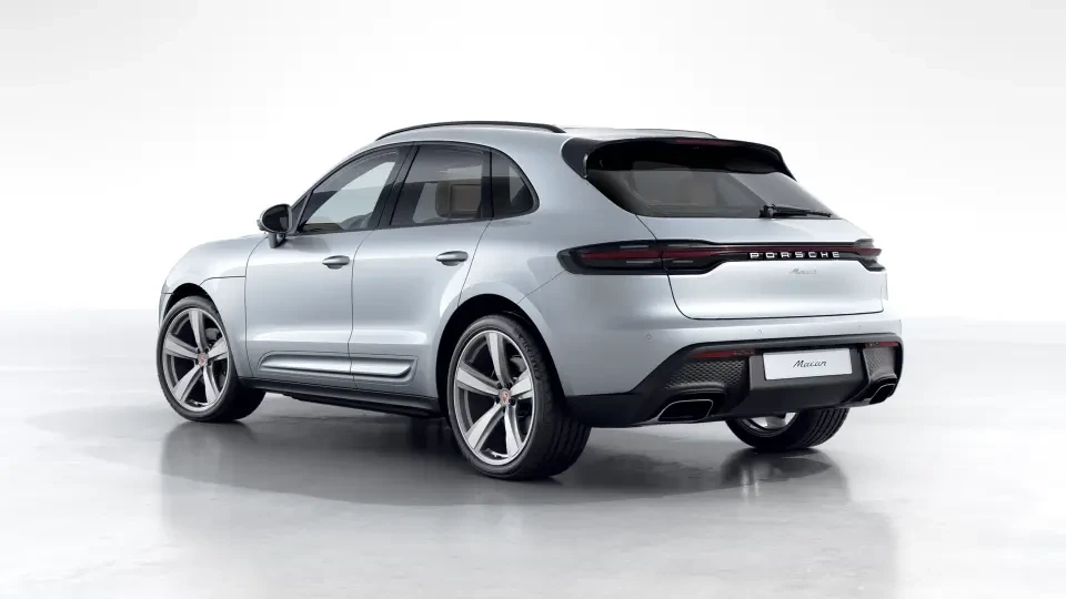 2026 Porsche Macan - Image 23 of 30