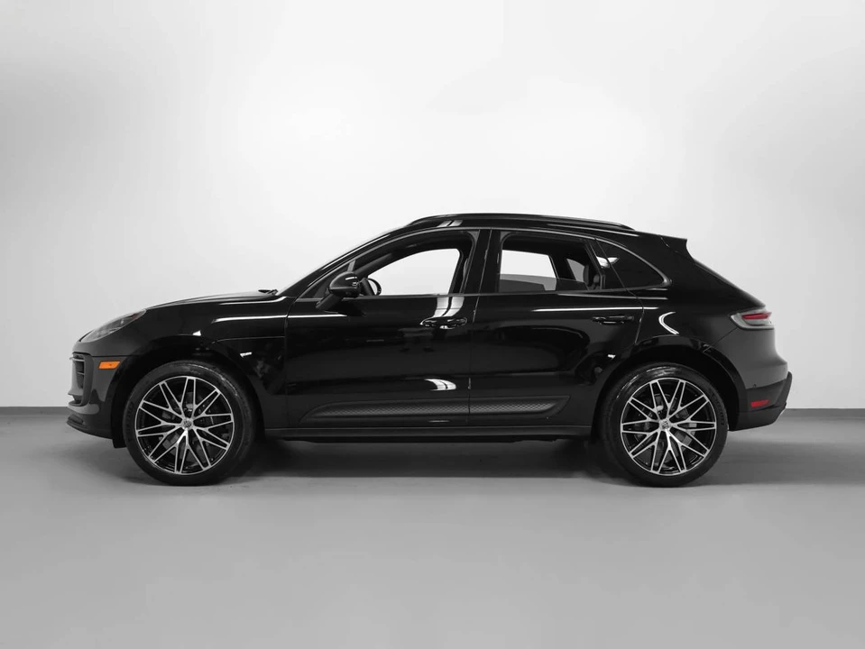 2026 Porsche Macan Electric - Image 2 of 5