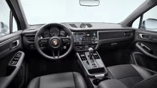 2026 Porsche Macan - Image 25 of 31