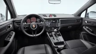 2026 Porsche Macan - Image 29 of 30