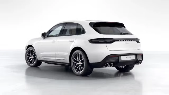 2026 Porsche Macan - Image 18 of 31