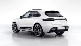 2026 Porsche Macan - Image 17 of 31