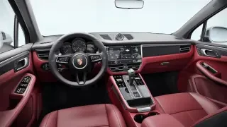 2026 Porsche Macan - Image 29 of 31