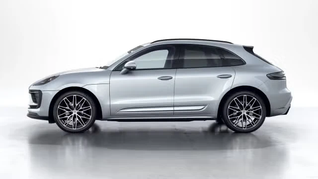 2026 Porsche Macan - Image 10 of 31