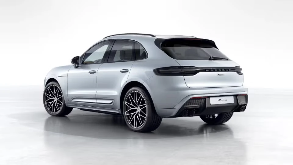 2026 Porsche Macan - Image 19 of 31