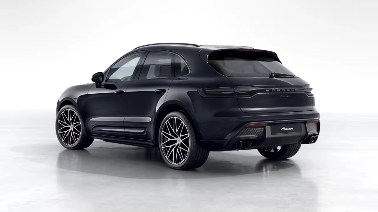 2026 Porsche Macan - Image 20 of 31