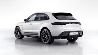 2026 Porsche Macan - Image 17 of 31