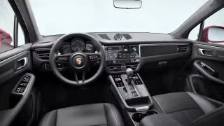 2026 Porsche Macan - Image 25 of 31