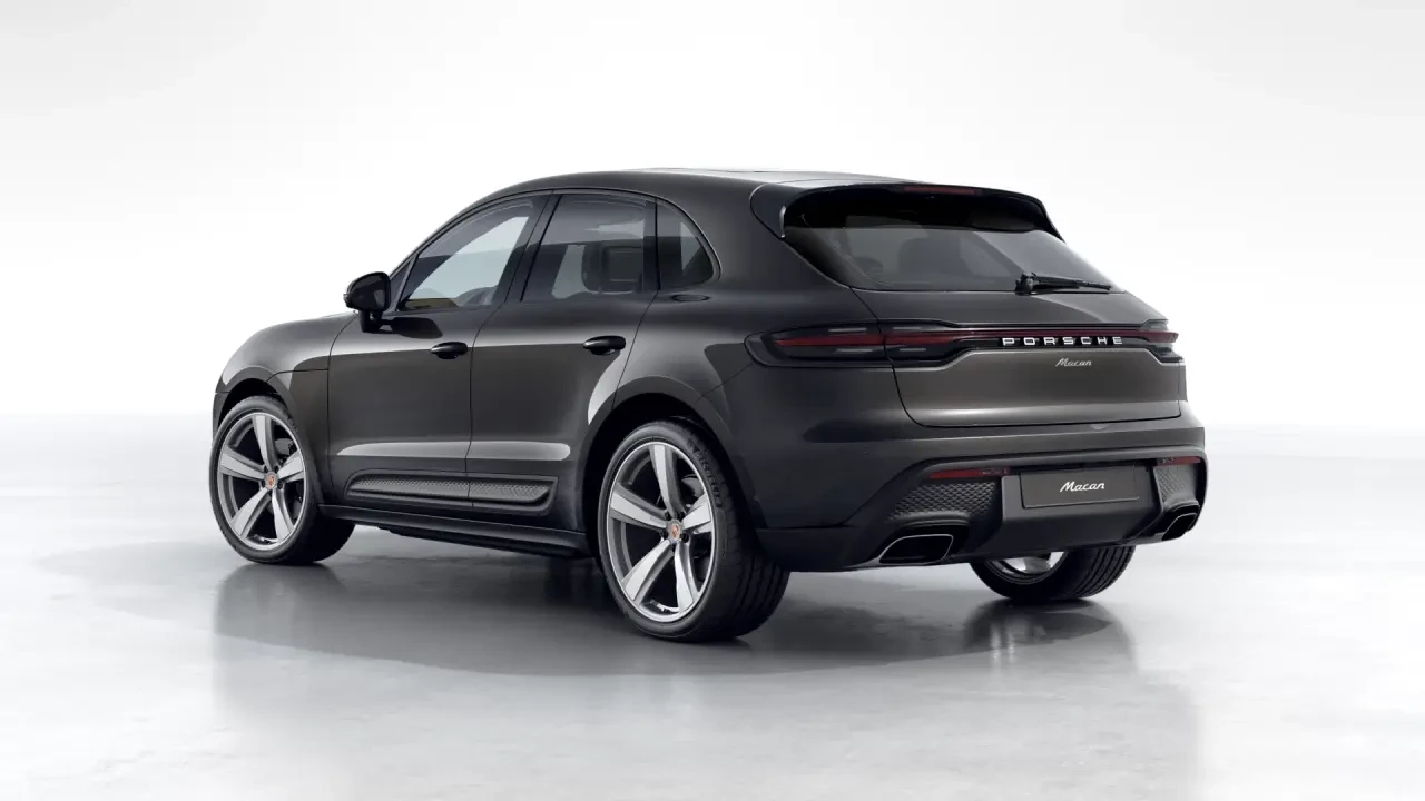 2026 Porsche Macan - Image 24 of 30