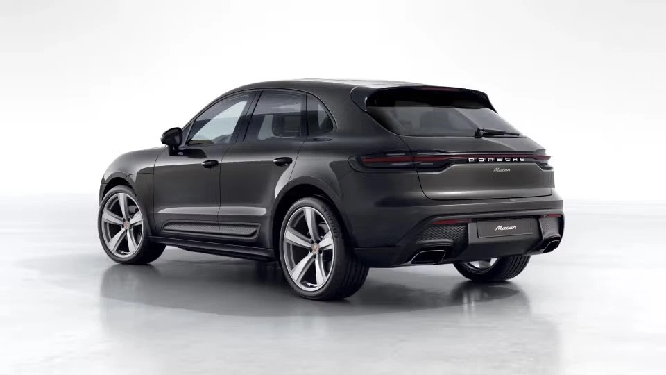 2026 Porsche Macan - Image 19 of 30