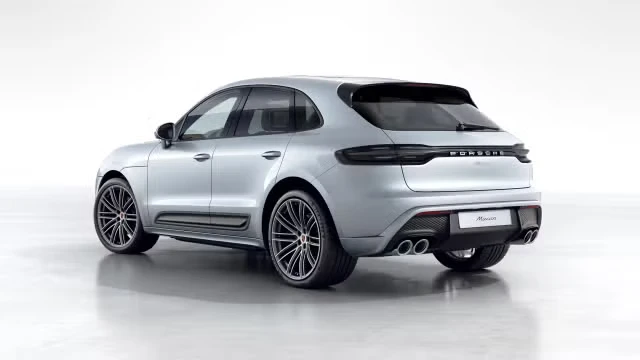 2026 Porsche Macan - Image 18 of 30