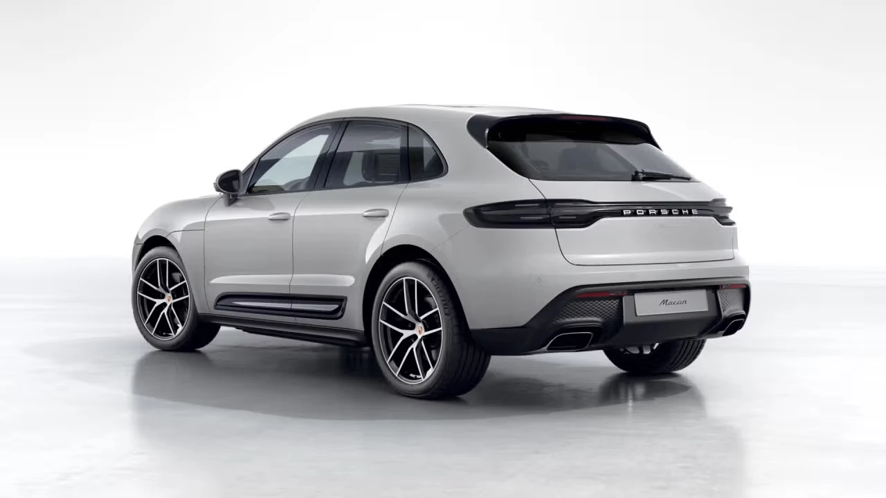 2026 Porsche Macan - Image 20 of 30