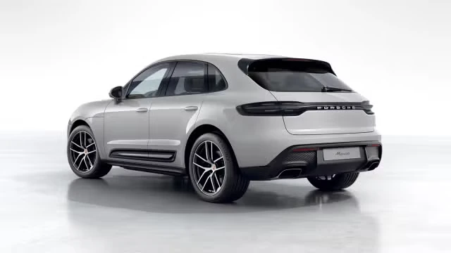 2026 Porsche Macan - Image 18 of 30