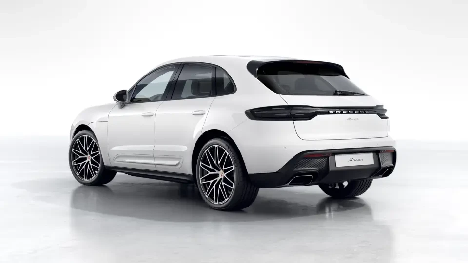 2026 Porsche Macan - Image 23 of 30