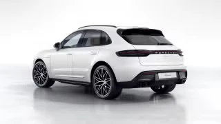 2026 Porsche Macan - Image 17 of 30
