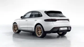 2026 Porsche Macan - Image 21 of 30
