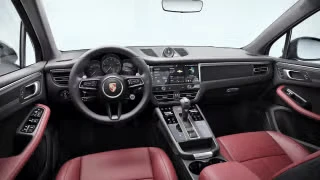 2026 Porsche Macan - Image 25 of 30