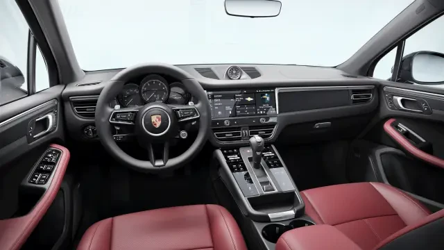 2026 Porsche Macan - Image 30 of 30