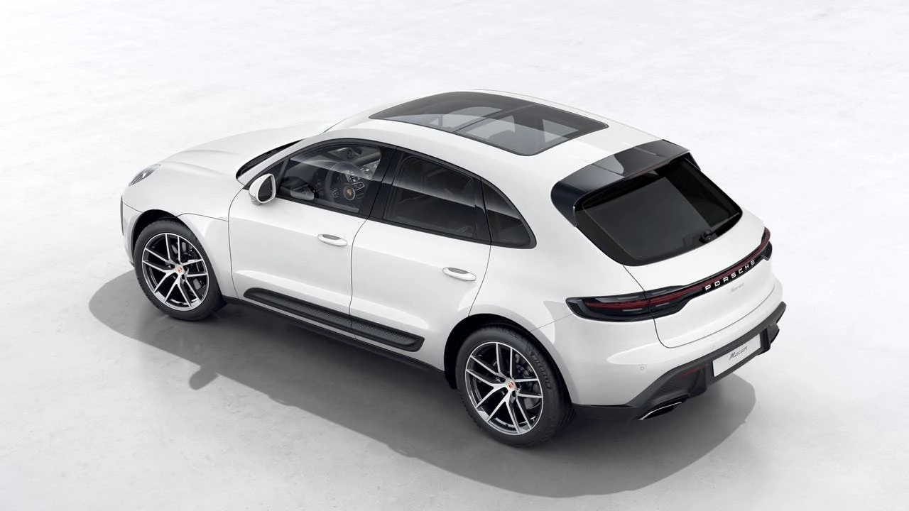 2026 Porsche Macan Electric - Image 4 of 10
