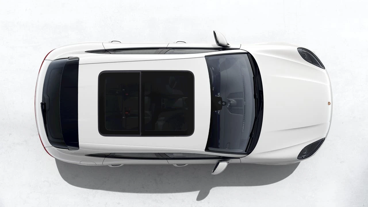 2026 Porsche Macan Electric - Image 5 of 10