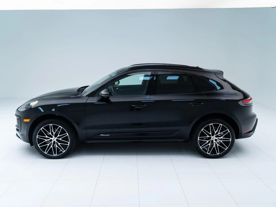 2026 Porsche Macan - Image 2 of 31