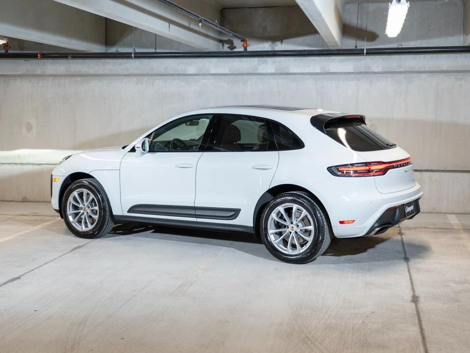 2026 Porsche Macan - Image 3 of 27