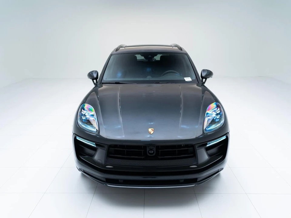 2026 Porsche Macan - Image 6 of 29