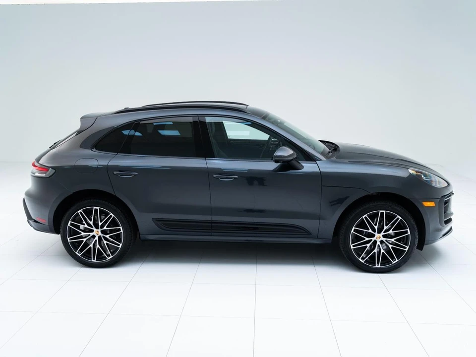 2026 Porsche Macan - Image 8 of 29