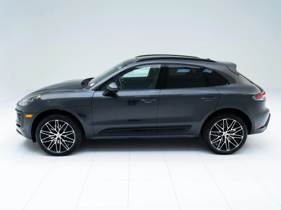 2026 Porsche Macan - Image 2 of 29