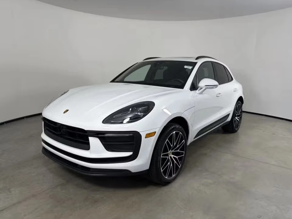 2026 Porsche Macan - Image 3 of 31