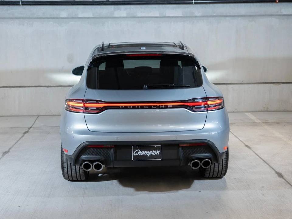 2026 Porsche Macan - Image 10 of 27