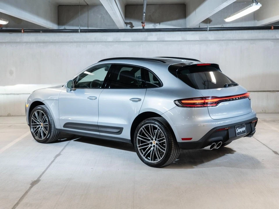 2026 Porsche Macan - Image 3 of 27