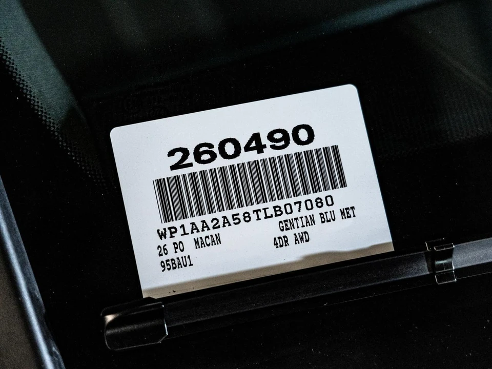 2026 Porsche Macan - Image 30 of 30