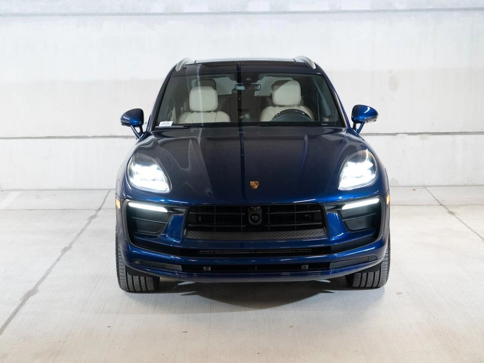 2026 Porsche Macan - Image 6 of 30