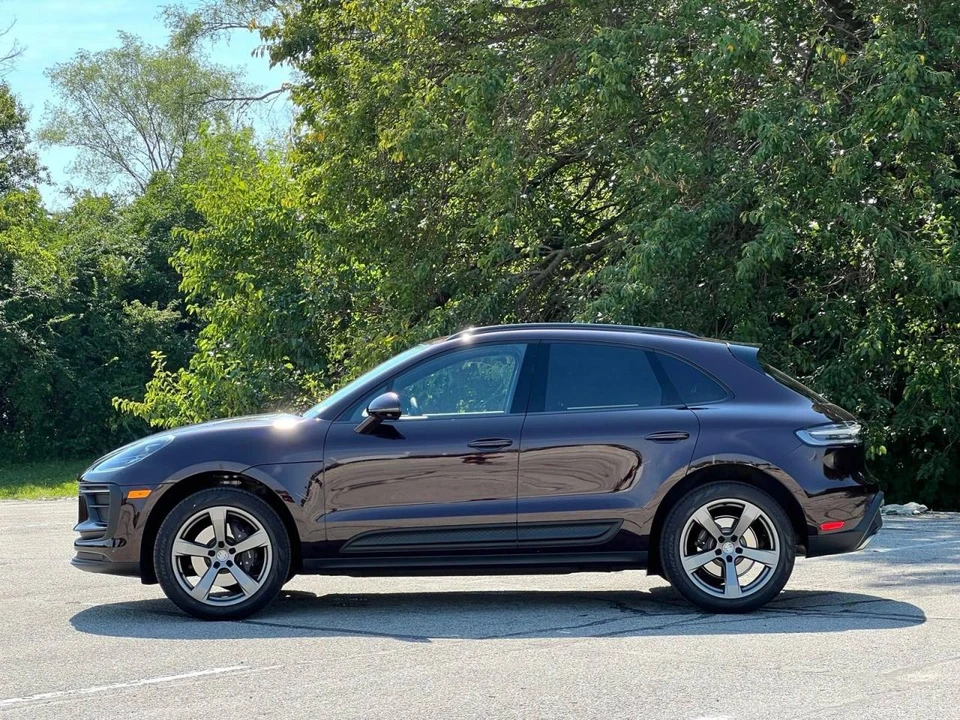2026 Porsche Macan Electric - Image 2 of 4
