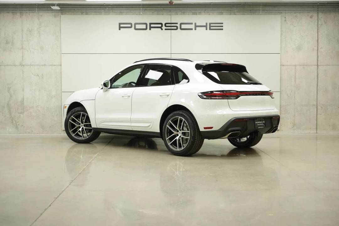 2026 Porsche Macan Electric - Image 3 of 5