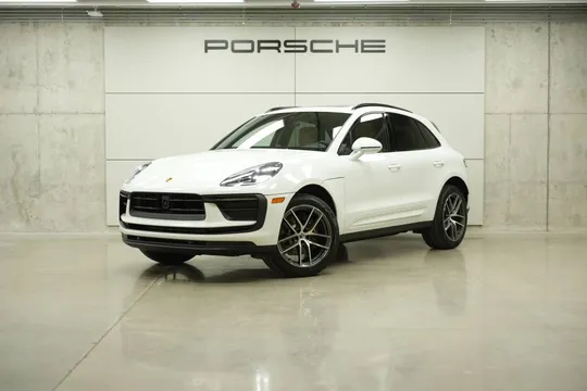 2026 Porsche Macan
