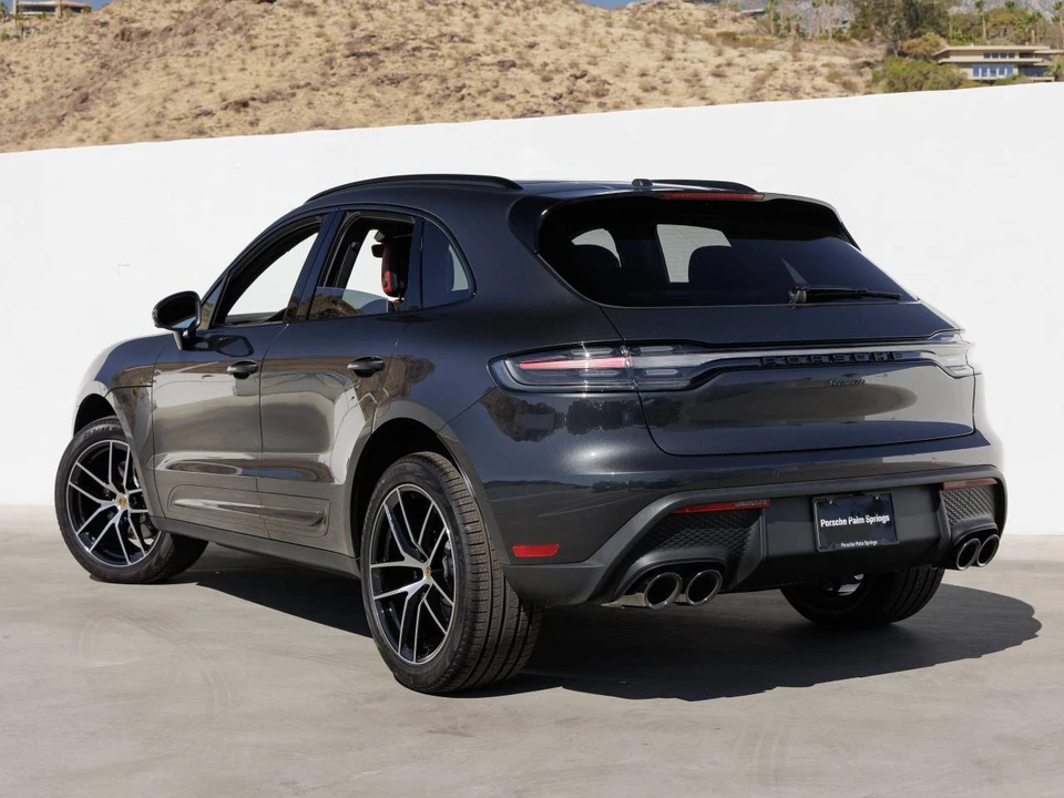 2026 Porsche Macan Electric - Image 3 of 5