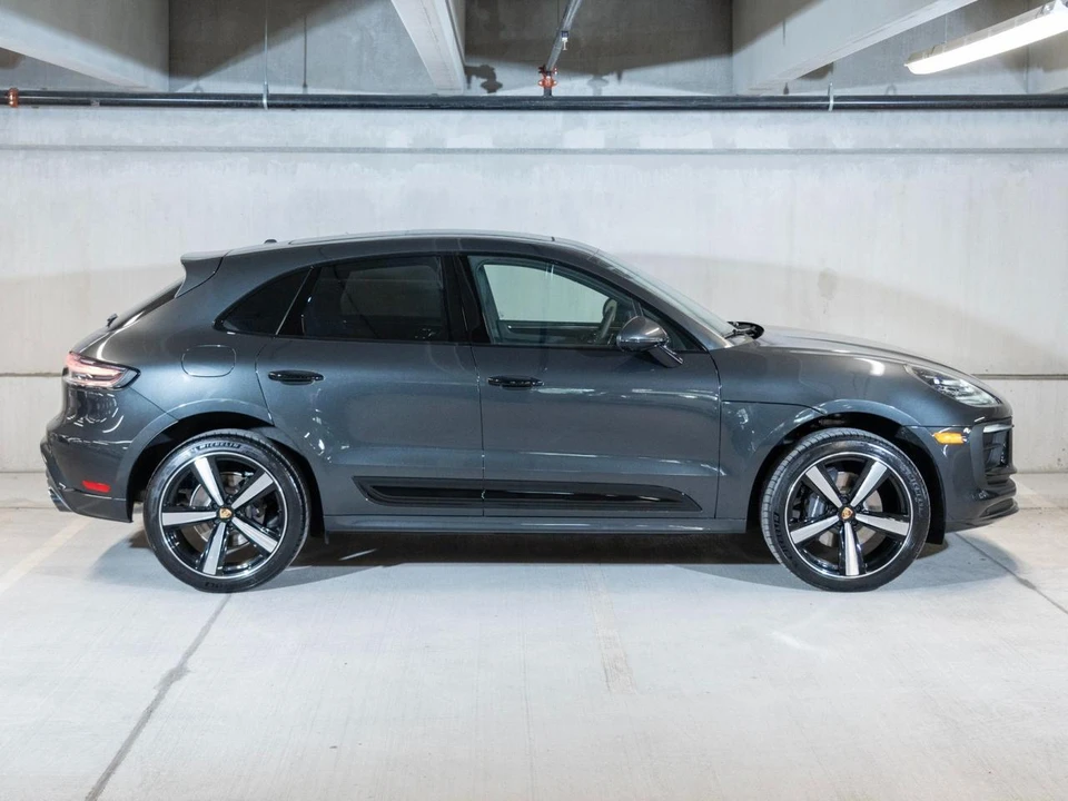 2026 Porsche Macan - Image 8 of 29