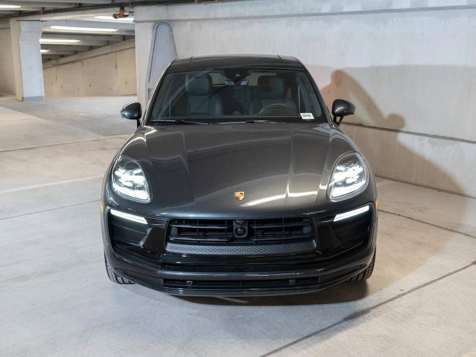 2026 Porsche Macan - Image 6 of 29