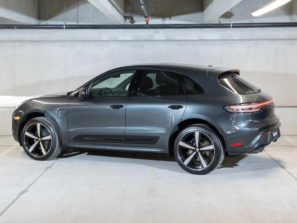 2026 Porsche Macan - Image 3 of 29