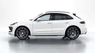 2026 Porsche Macan - Image 13 of 31