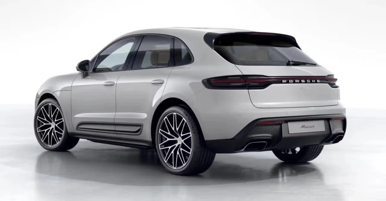 2026 Porsche Macan - Image 20 of 31
