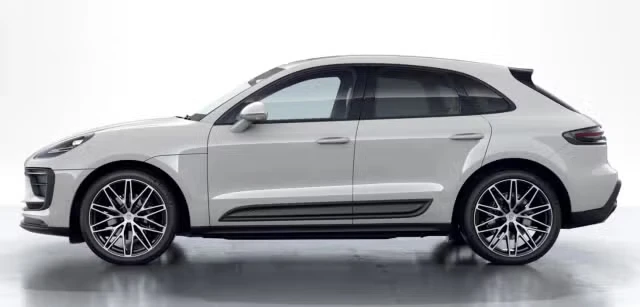 2026 Porsche Macan - Image 10 of 31