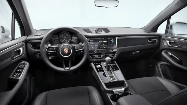 2026 Porsche Macan - Image 30 of 31