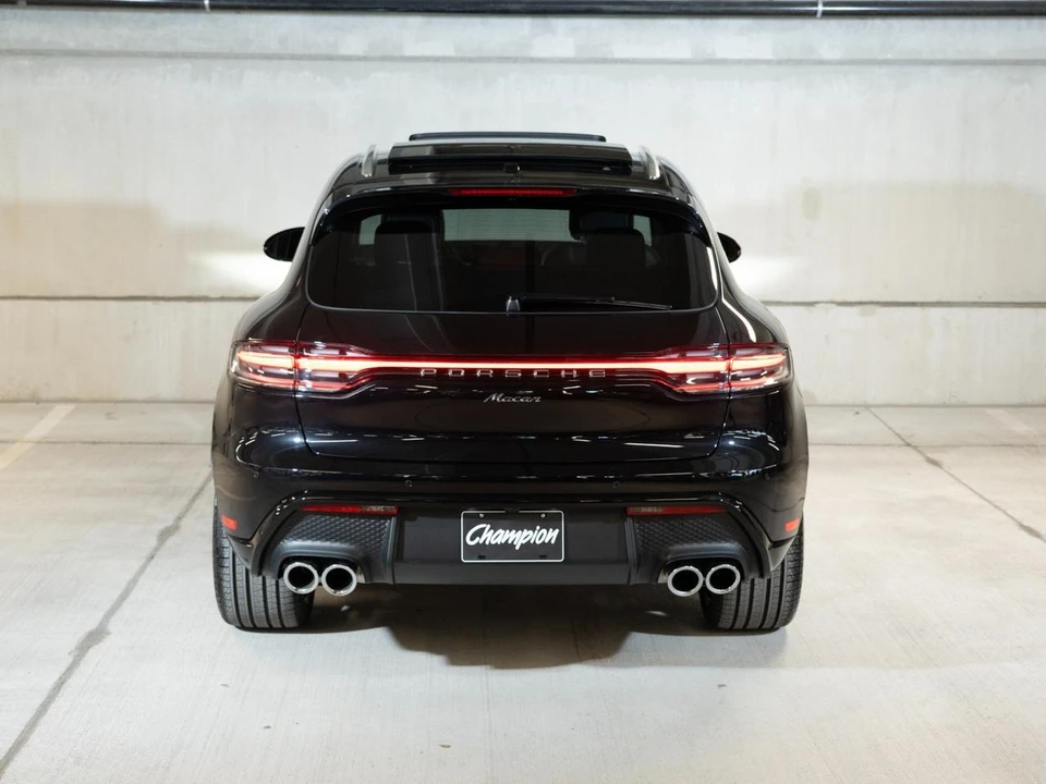 2026 Porsche Macan Electric - Image 10 of 29