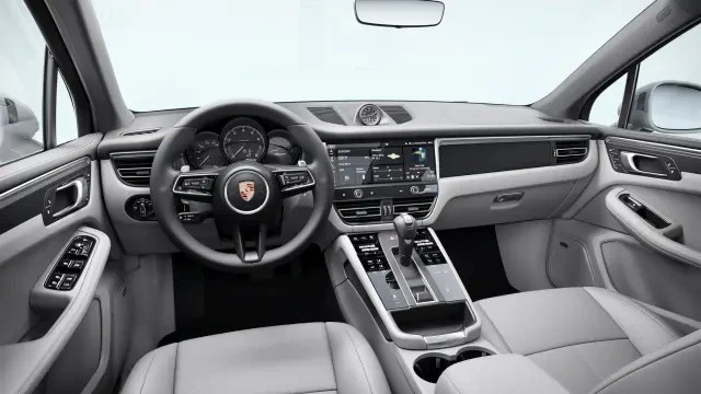 2026 Porsche Macan - Image 30 of 30