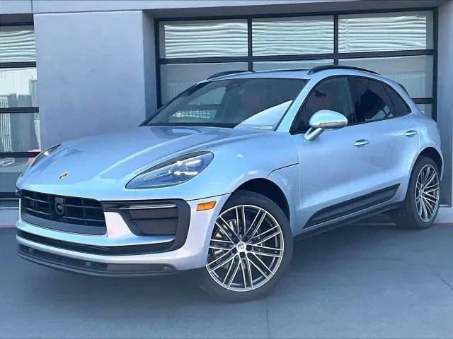2026 Porsche Macan Electric - Image 6 of 31