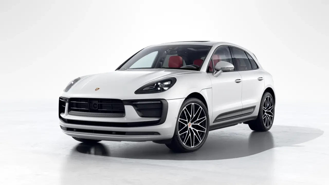 2026 Porsche Macan - Image 8 of 31